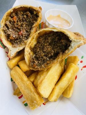 Black Angus ground beef cooked in red wine sauce. wrapped with dough and deep fried